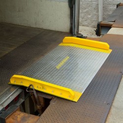 10,000 or 15,000 LBS capacity dock plate Guardian **Commercial** 1,00 $CA product_reduction_percent